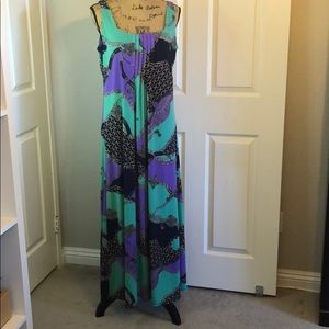 Comfy and stylish maxi dress